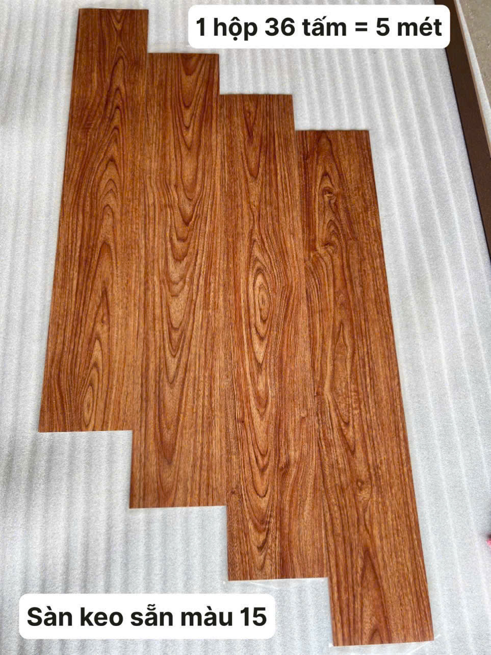 sàn nhựa keo sẵn